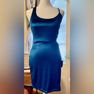 NWT Lulu’s Velvet Metallic Teal Green Formal or Semi-Formal